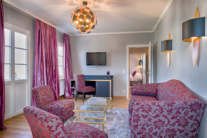 Room 15 of 91