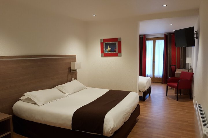 Room 18 of 46