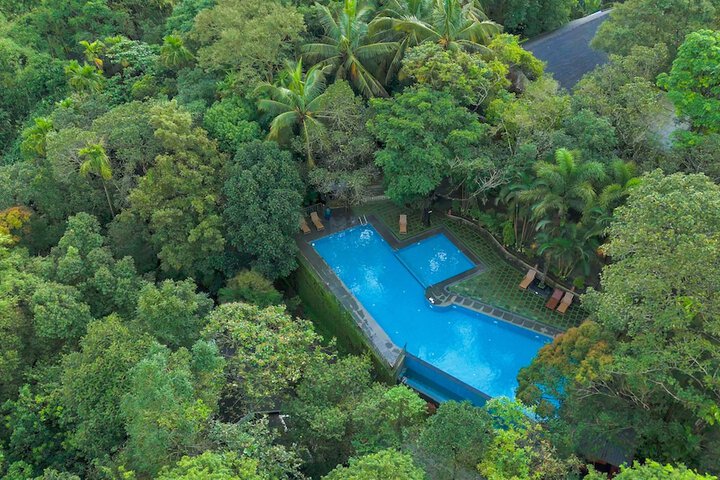 Pool 82 of 138