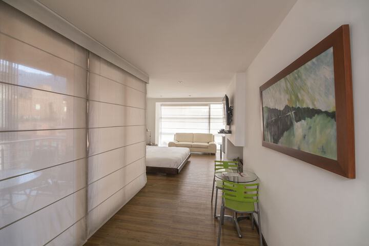 Room 15 of 33
