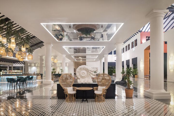 Hotel 130 of 159