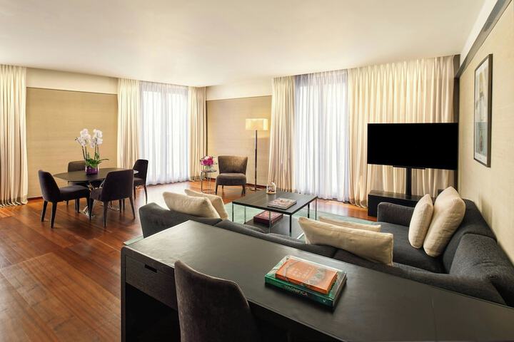 Room 40 of 108