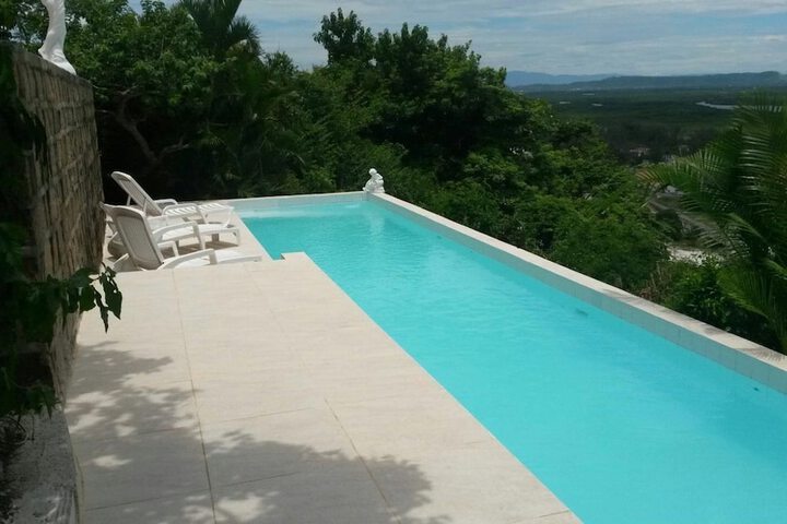 Pool Hotel