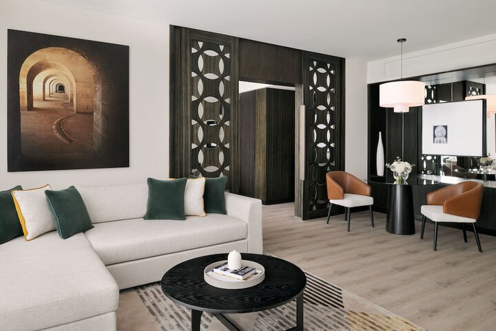 Room 41 of 120