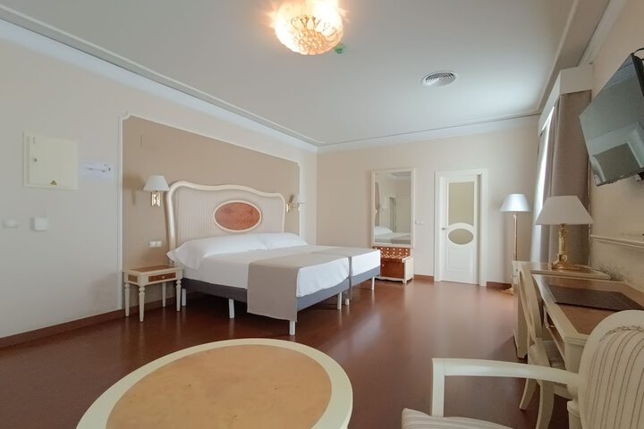 Room 21 of 54