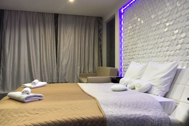 Room 30 of 68