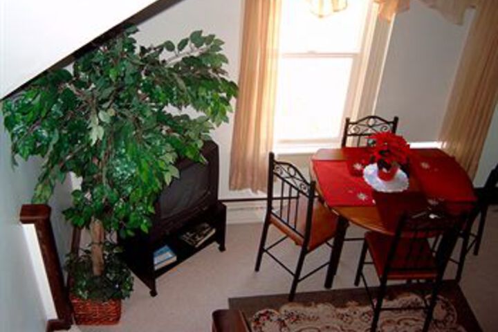 Room 18 of 22
