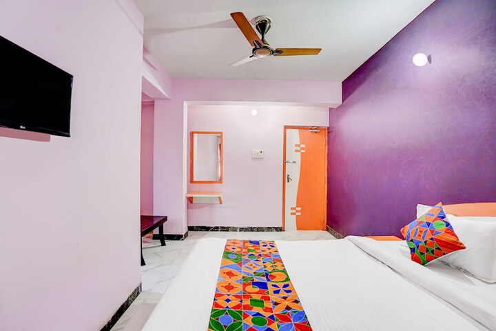 Room 14 of 37