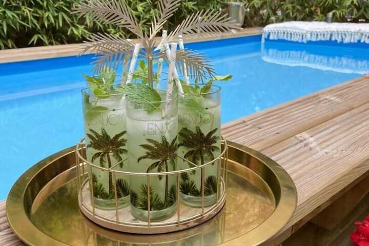 Pool 65 of 139