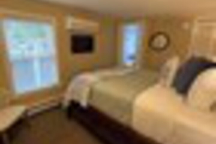 Room 113 of 297