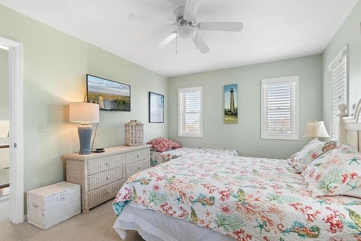 Room 5 of 35