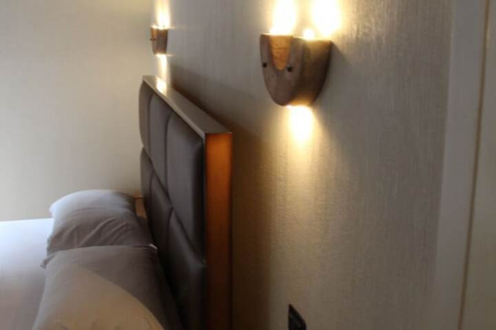 Room 26 of 39