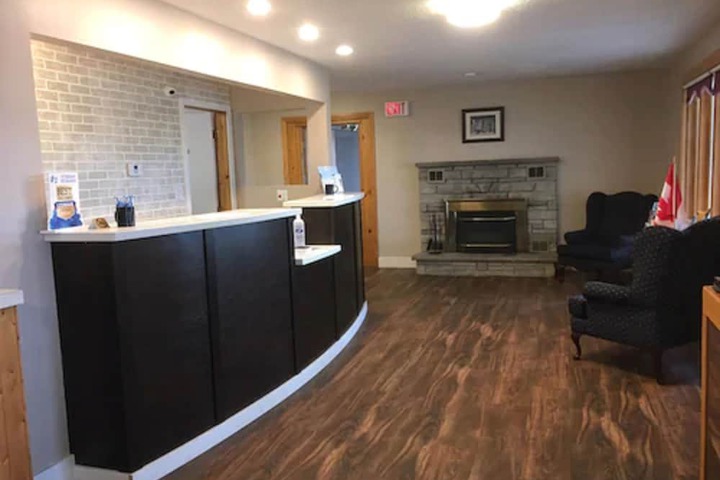 Entrance & Lobby