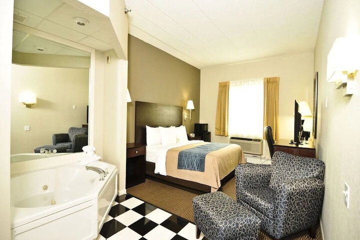 Room 12 of 43