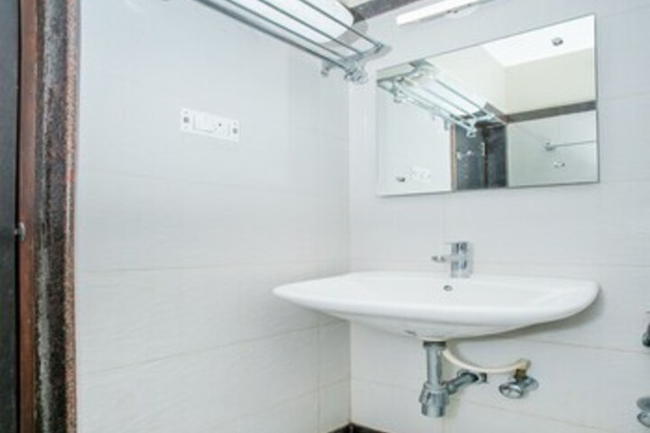 Room 5 of 29