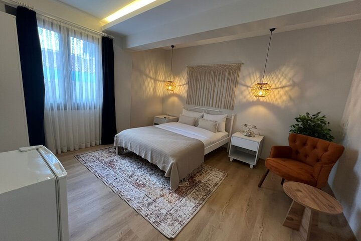 Room 21 of 35