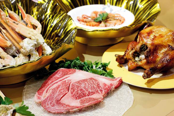 Dining 136 of 185