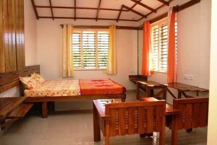 Room 5 of 34