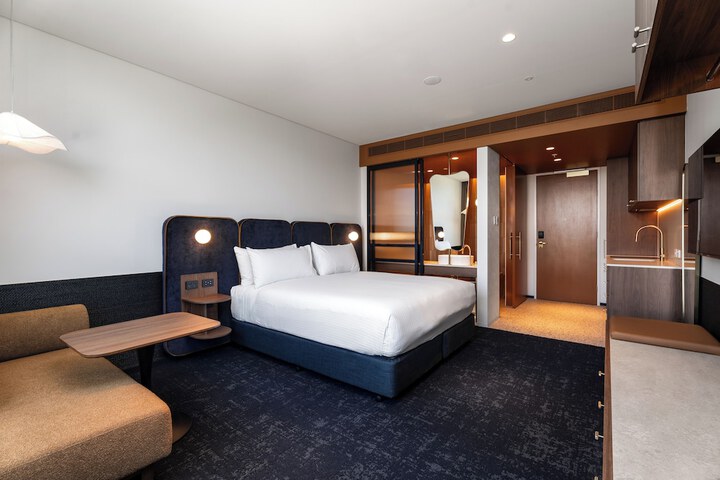Room 3 of 101
