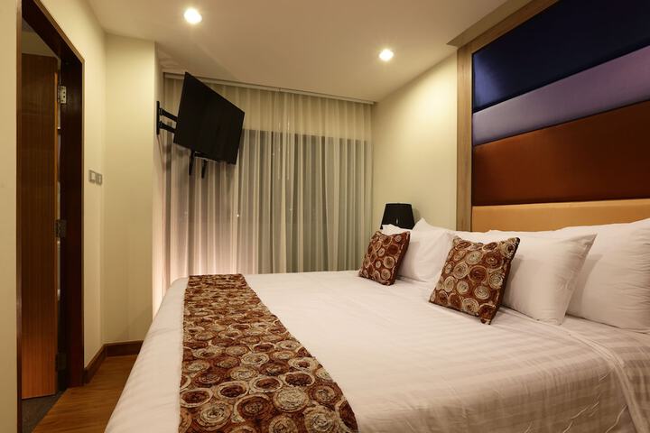 Room 12 of 131