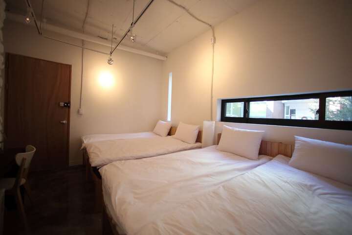 Room 25 of 155