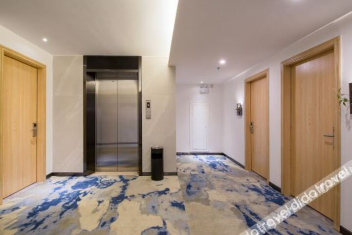 Hotel Interior 13 of 17