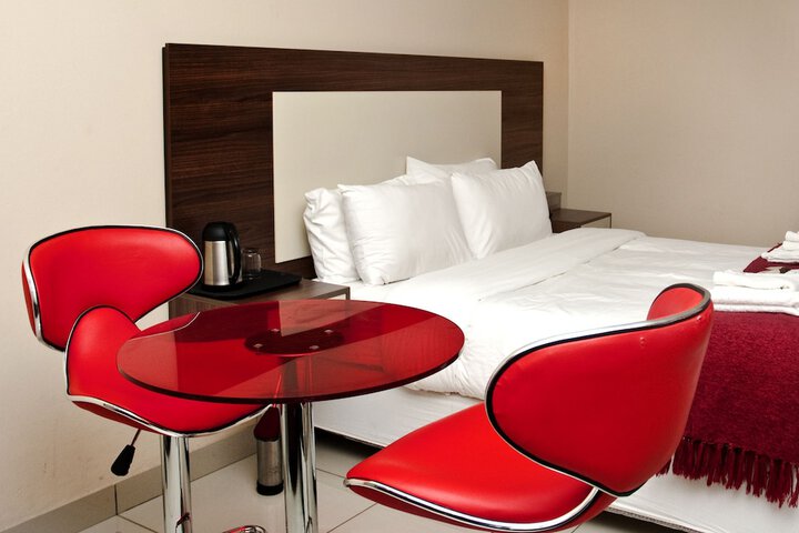 Room 12 of 53