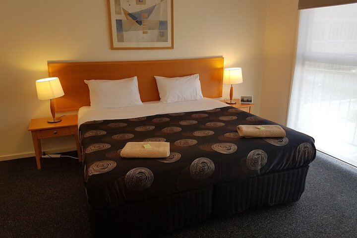 Room 2 of 19