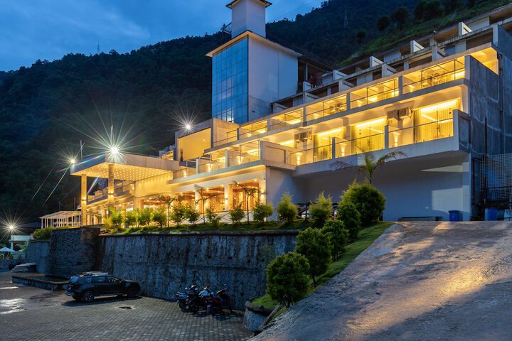 Image of Bhotekoshi Heli Resort and Spa