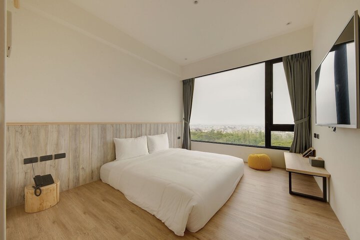 Room 21 of 42