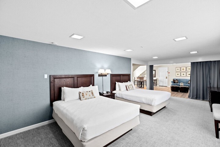 Room 16 of 32