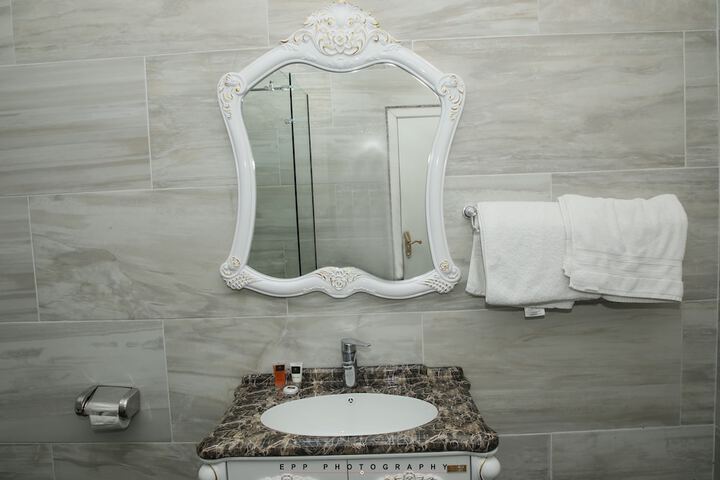 Room 14 of 29