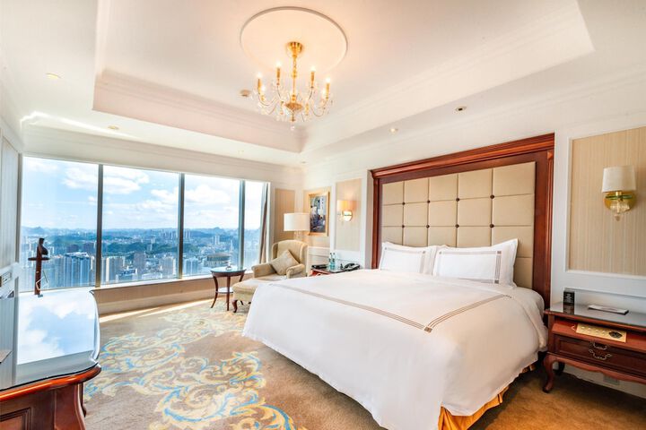 Room 36 of 378