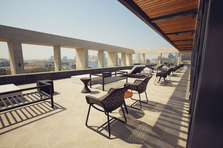 Sundeck 66 of 74
