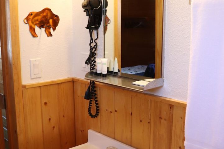 Room 18 of 81