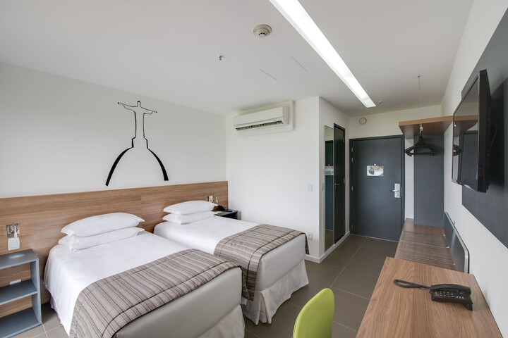 Room 15 of 58