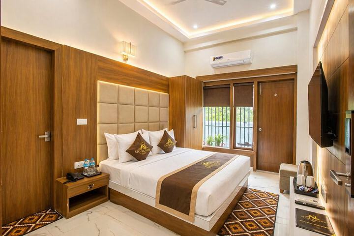 Room 6 of 29