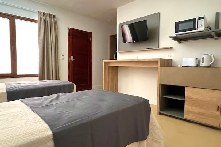 Room 16 of 60
