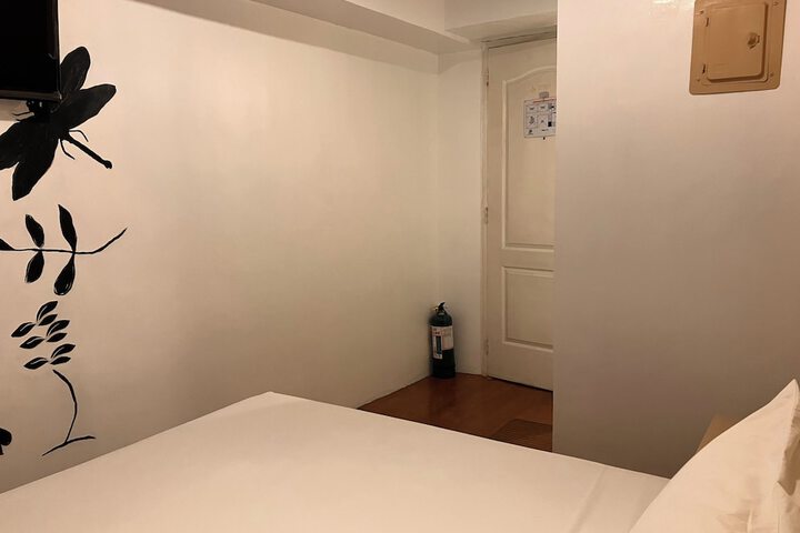Room 50 of 89