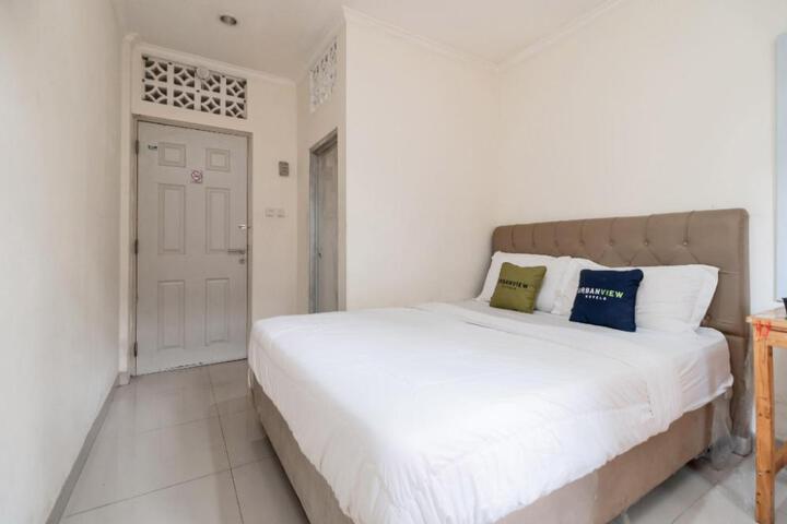 Urbanview Hotel Minongga Pondok Labu by RedDoorz