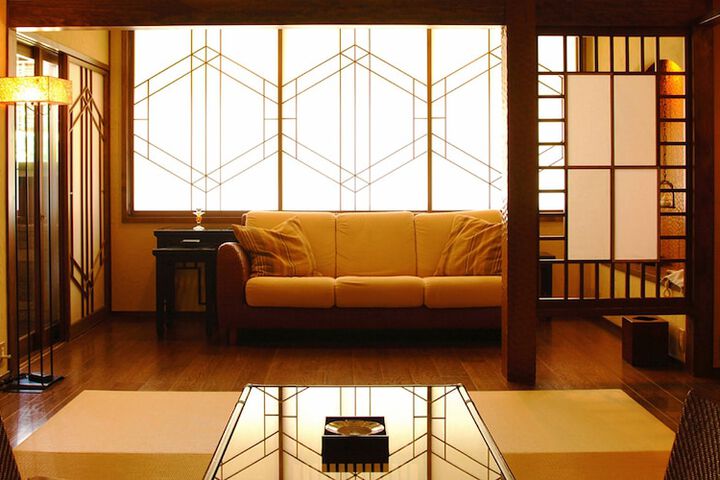 Room 25 of 74