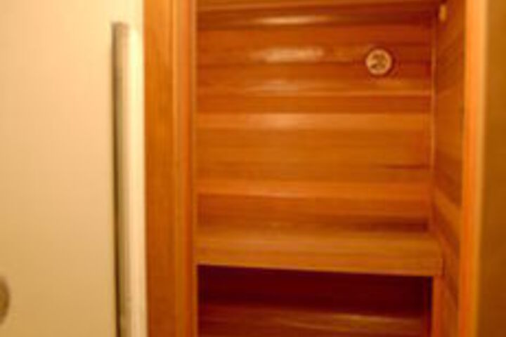 Room 413 of 697