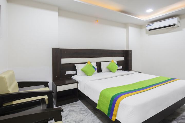 Room 20 of 32