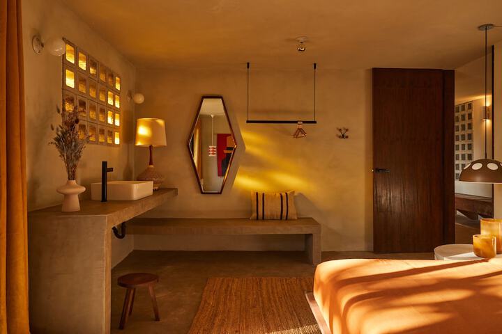Room 13 of 57