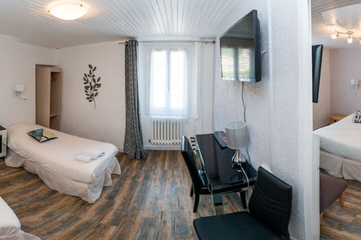 Room 8 of 41
