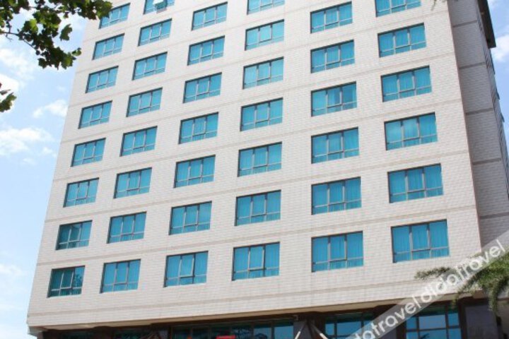 Exterior of WENHUA HOTEL