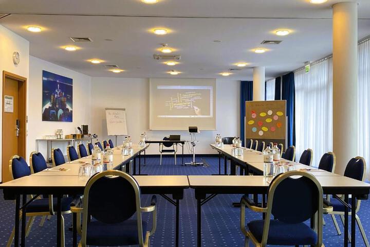 General 33 of 44