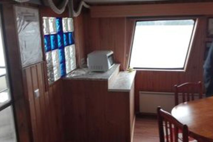 Business Center 4 of 16