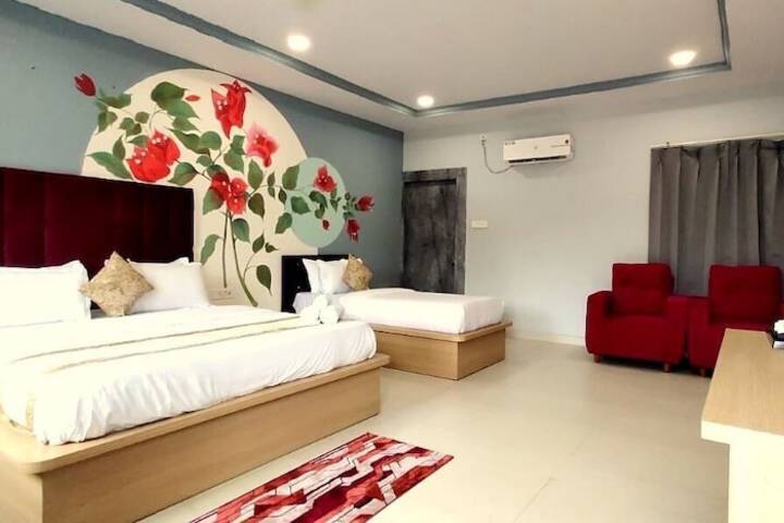 Room 27 of 114