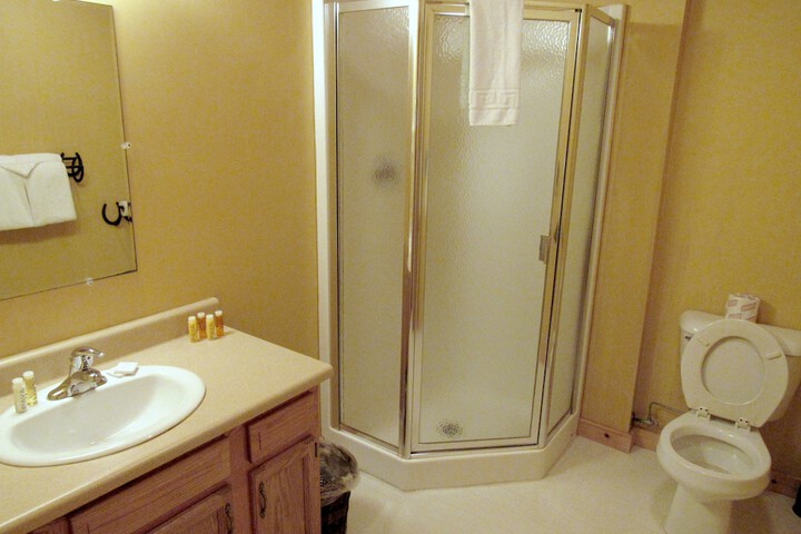 Room 52 of 85